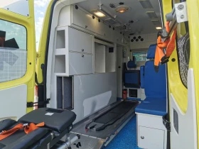 Mercedes-Benz Sprinter 319 V6 автоматик, снимка 12