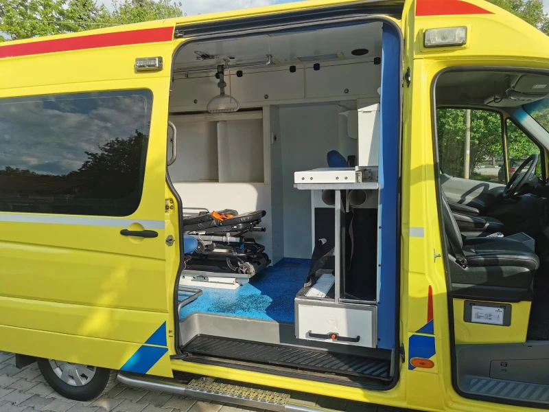 Mercedes-Benz Sprinter 319 V6 автоматик, снимка 7 - Бусове и автобуси - 50305185