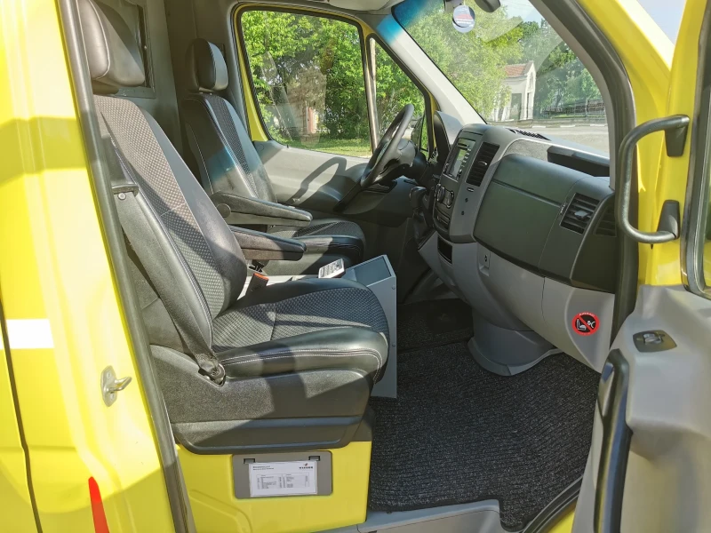 Mercedes-Benz Sprinter 319 V6 автоматик, снимка 9 - Бусове и автобуси - 50305185