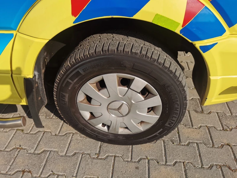 Mercedes-Benz Sprinter 319 V6 автоматик, снимка 16 - Бусове и автобуси - 50305185