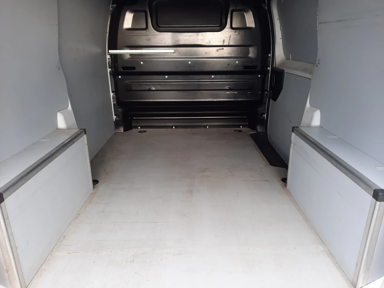 Peugeot Expert 2.0TDI - изображение 7