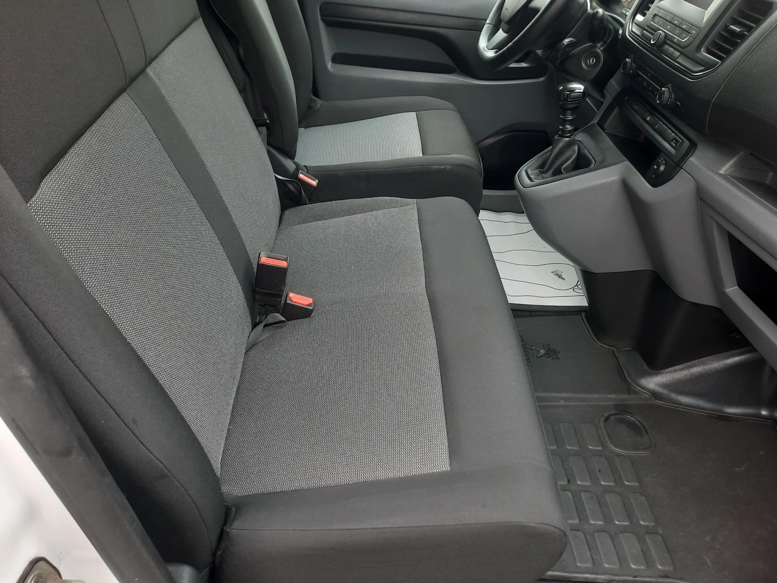 Peugeot Expert 2.0TDI - изображение 9