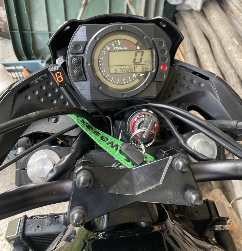 Kawasaki Z 750, снимка 11 - Мотоциклети и мототехника - 51954836