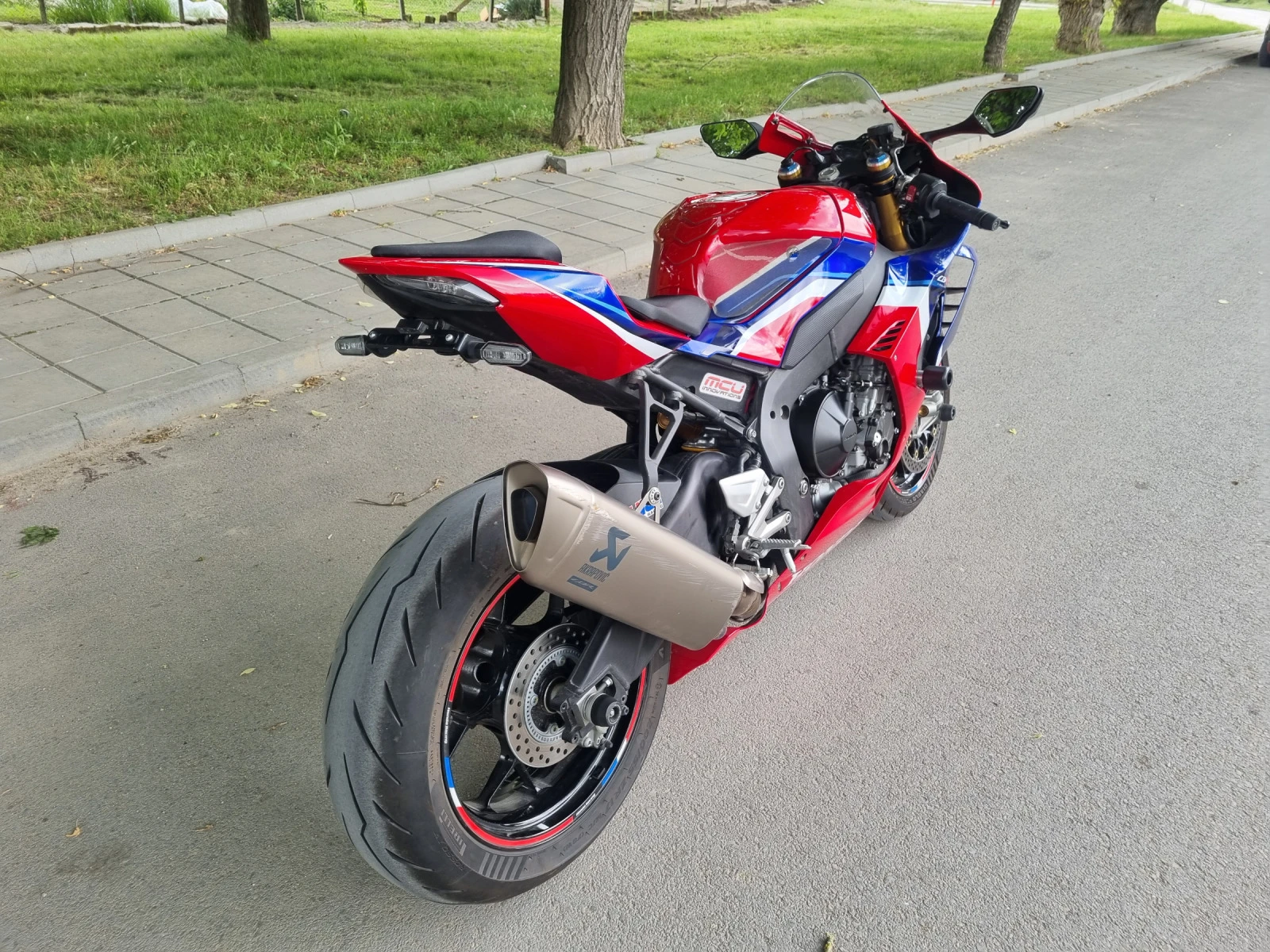 Honda Cbr Cbr1000rr-r  - изображение 6