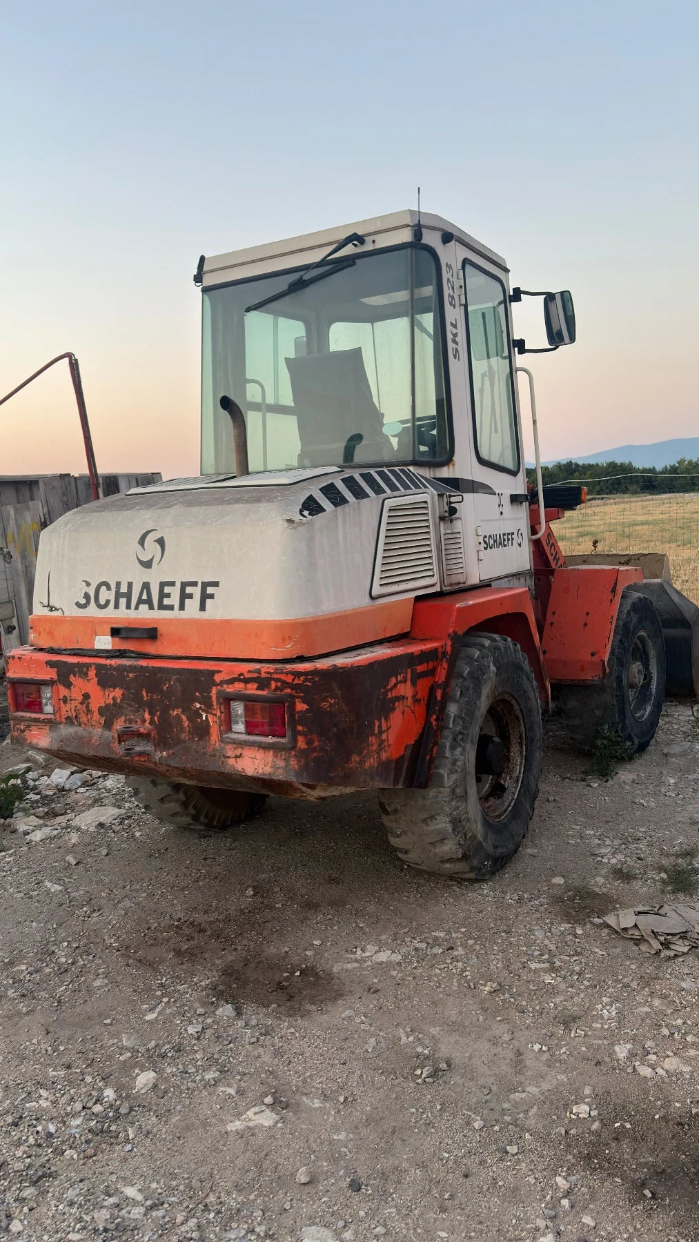Челен товарач Schaeff SKL 823, снимка 4 - Индустриална техника - 55670491