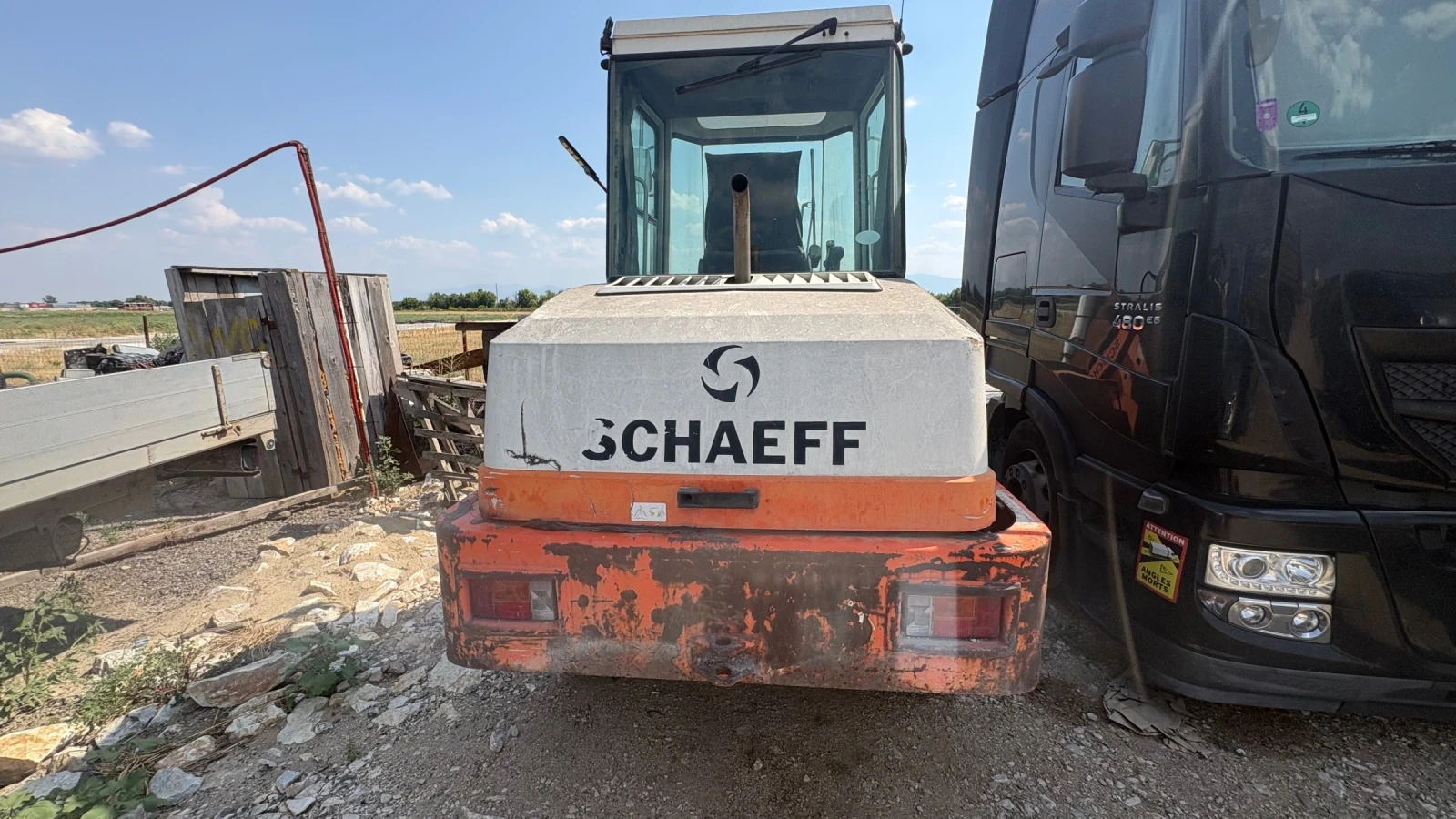 Челен товарач Schaeff SKL 823, снимка 2 - Индустриална техника - 55670491