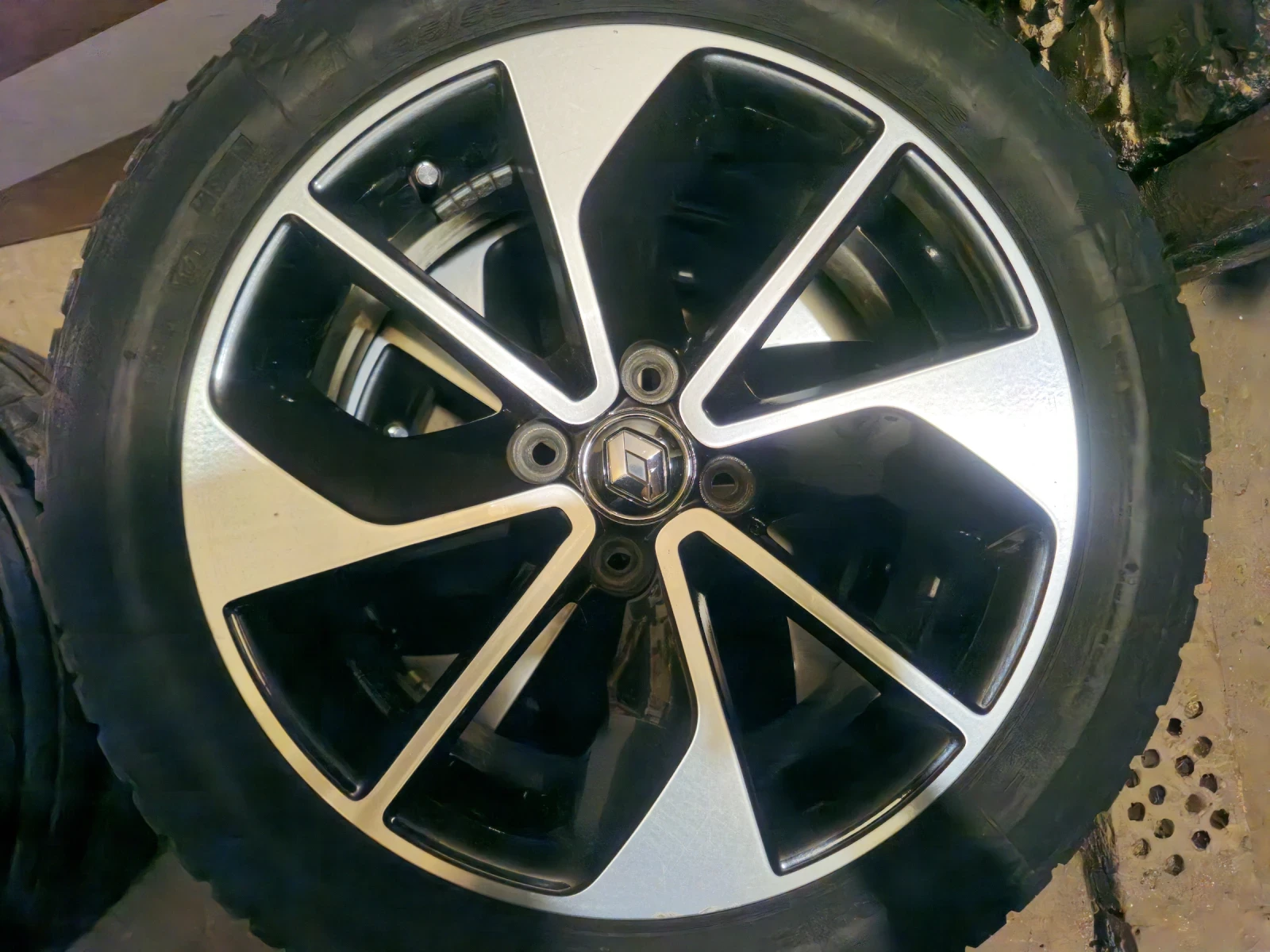   Renault | Mobile.bg   5