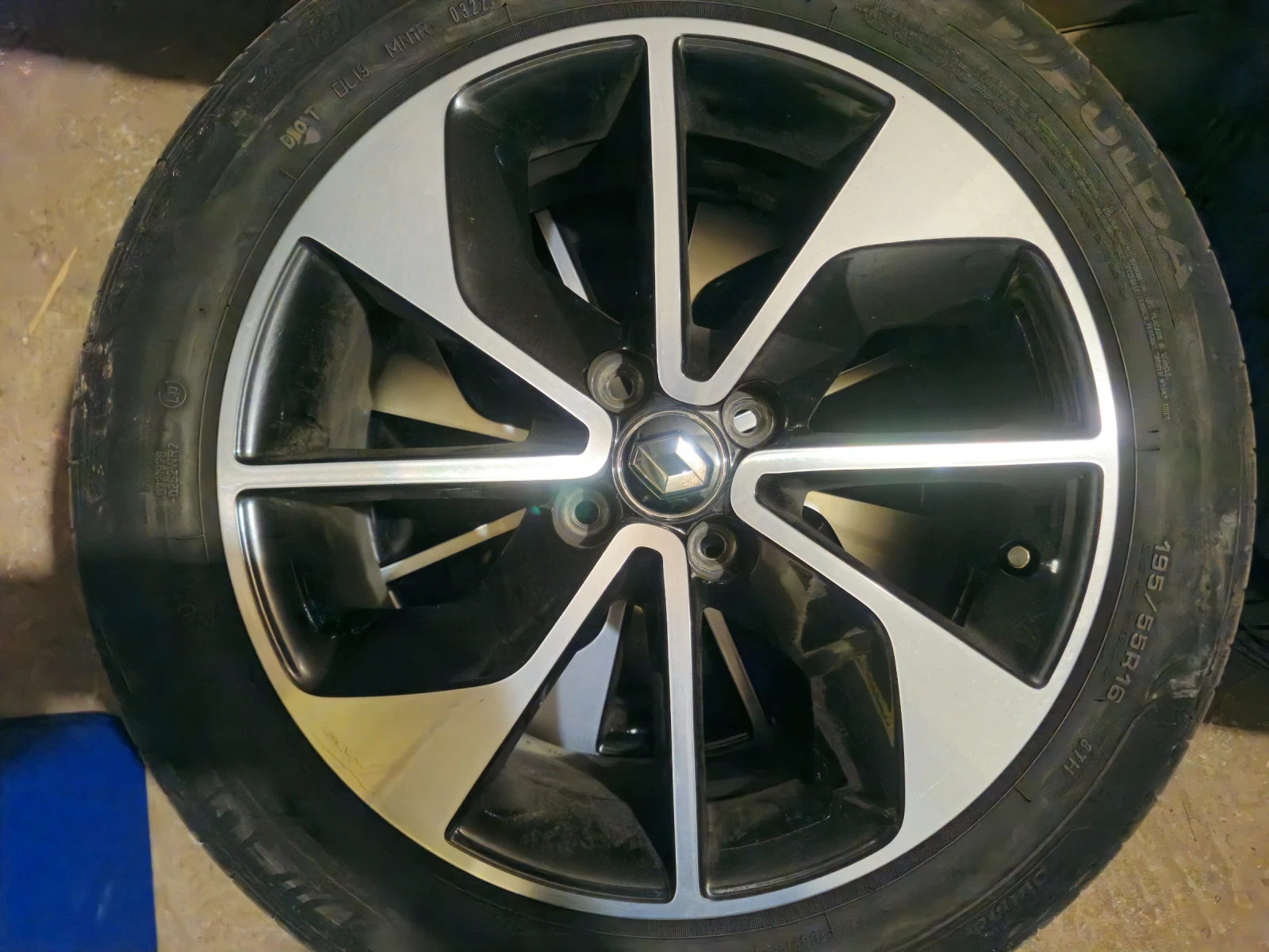   Renault | Mobile.bg   6