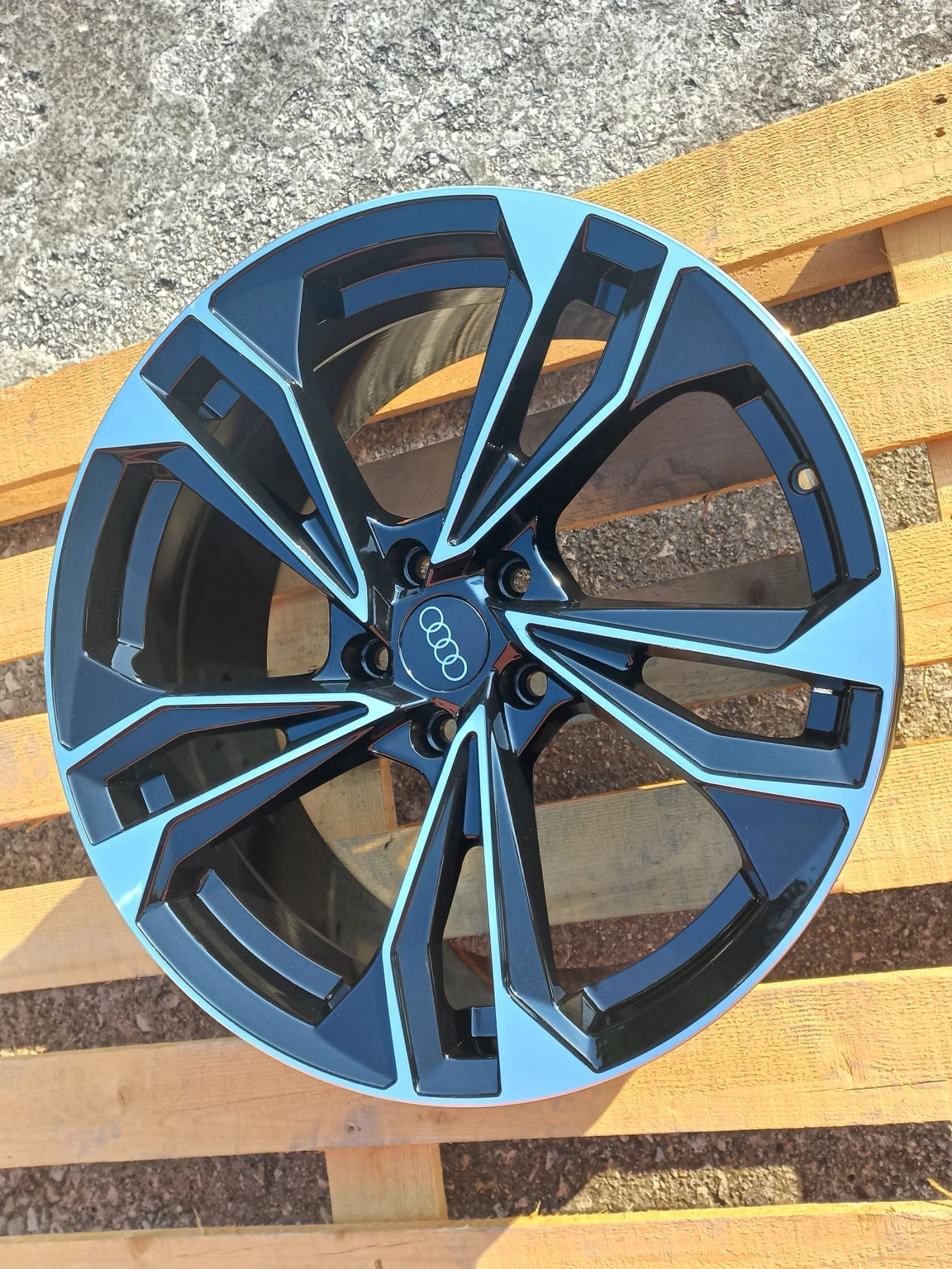   Audi | Mobile.bg   2