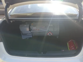 Kia K5, снимка 13