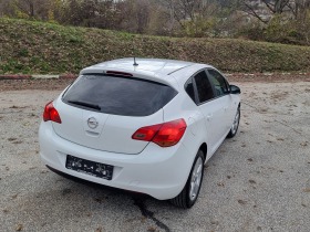Opel Astra 1.4i Klimatik/Euro5, снимка 5 - Автомобили и джипове - 43262908