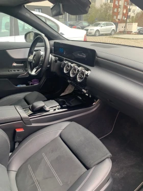Mercedes-Benz CLA 250e, снимка 8