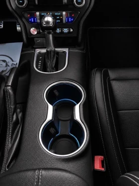 Ford Mustang ECOBOOST PREMIUM| CONVERTIBLE| 310HP| LED| REAR CA | Auto.bg — изображение 10