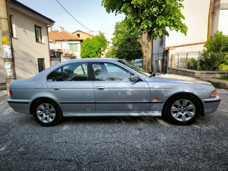 BMW 528 GAS 170400кл., снимка 4 - Автомобили и джипове - 46022444