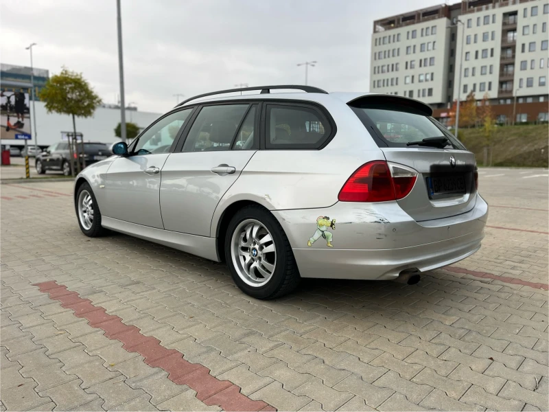 BMW 320, снимка 4 - Автомобили и джипове - 47824624