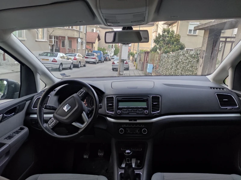 Seat Alhambra, снимка 2 - Автомобили и джипове - 50541046