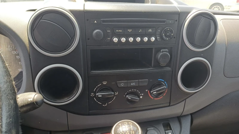 Citroen Berlingo 1.6 HDI Евро 5 Климатик, снимка 7 - Автомобили и джипове - 50860144