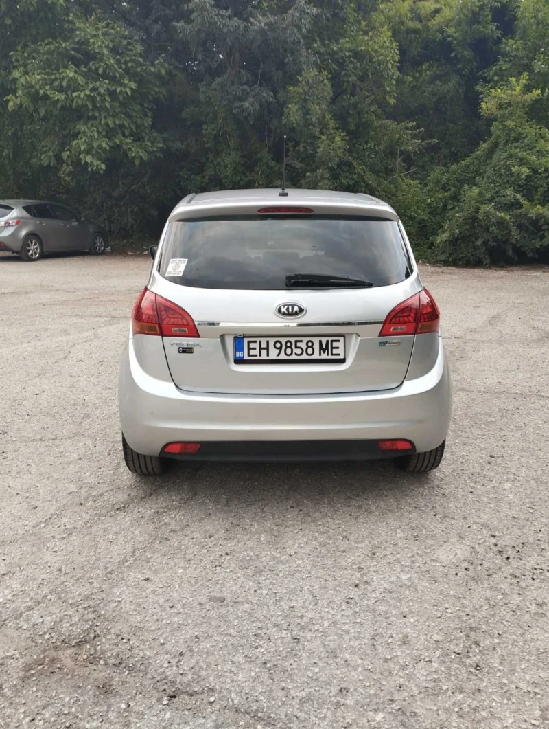 Kia Venga 1.6, снимка 10 - Автомобили и джипове - 52451049