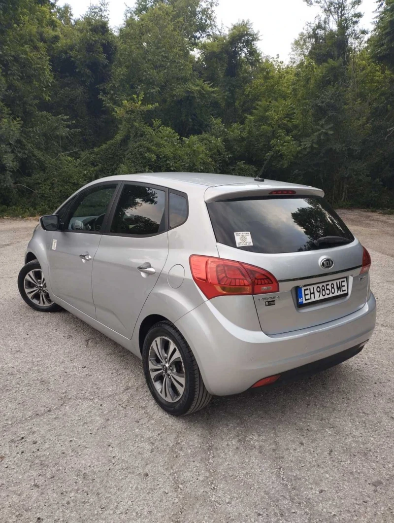 Kia Venga 1.6, снимка 7 - Автомобили и джипове - 52451049