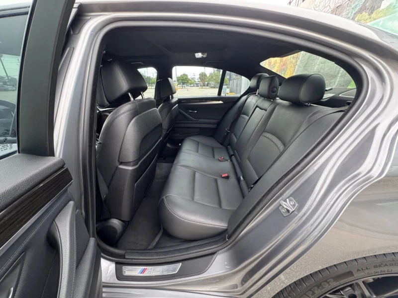 BMW 535 D * M-Package* * HeadUp* AвтоКредит* (ЦЕНА ДО БГ), снимка 12 - Автомобили и джипове - 52427618