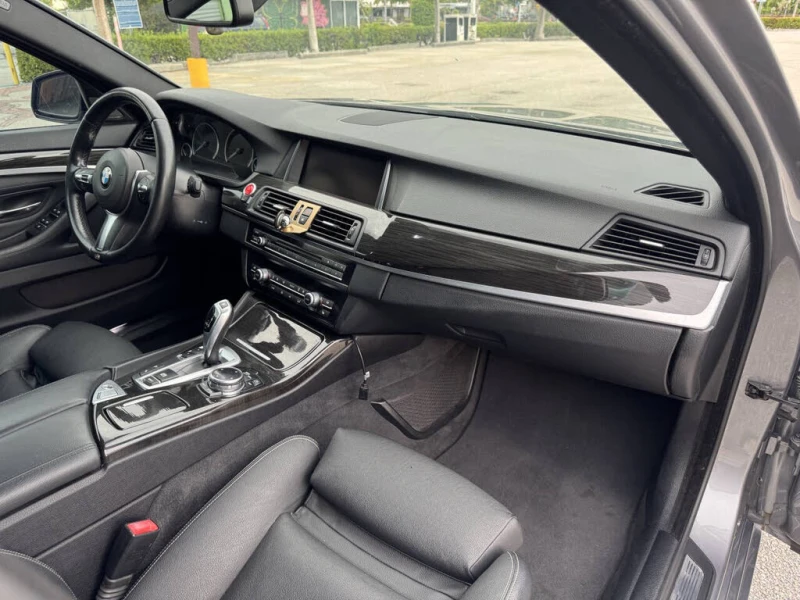 BMW 535 D * M-Package* * HeadUp* AвтоКредит* (ЦЕНА ДО БГ), снимка 15 - Автомобили и джипове - 52427618