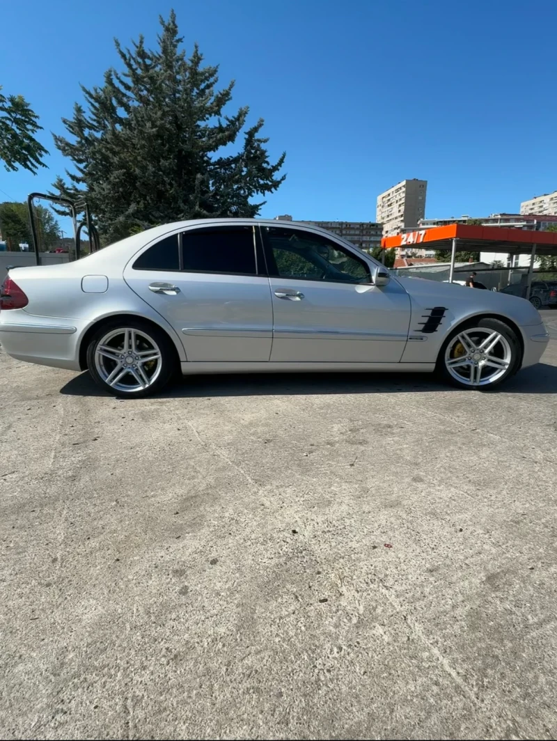 Mercedes-Benz E 270 FULL, снимка 5 - Автомобили и джипове - 53038547