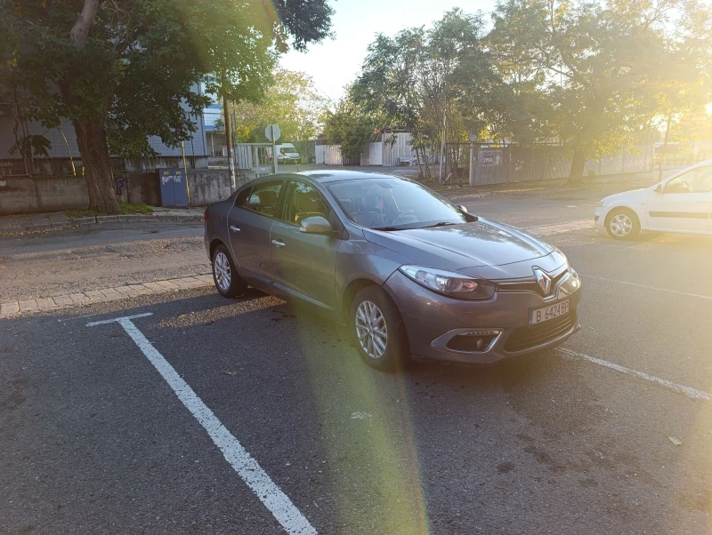 Renault Fluence 1.6 DCI , снимка 4 - Автомобили и джипове - 53069641