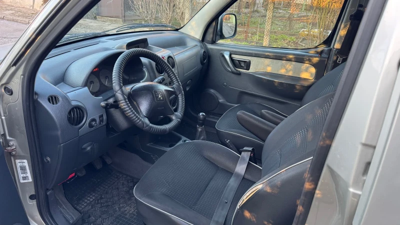 Peugeot Partner, снимка 5 - Автомобили и джипове - 53133021