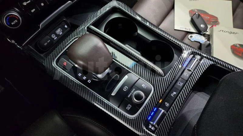 Kia Stinger V6 3.3T GT, снимка 6 - Автомобили и джипове - 53358602