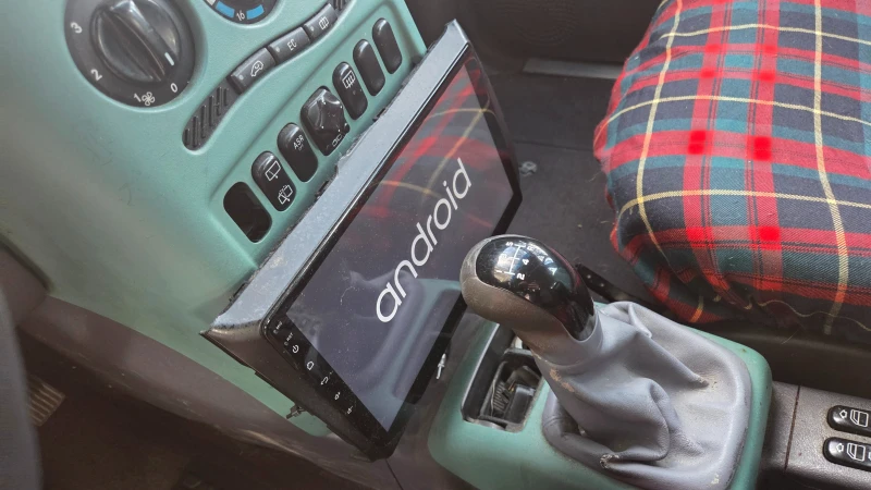 Mercedes-Benz A 170 Elegance, снимка 3 - Автомобили и джипове - 53391047