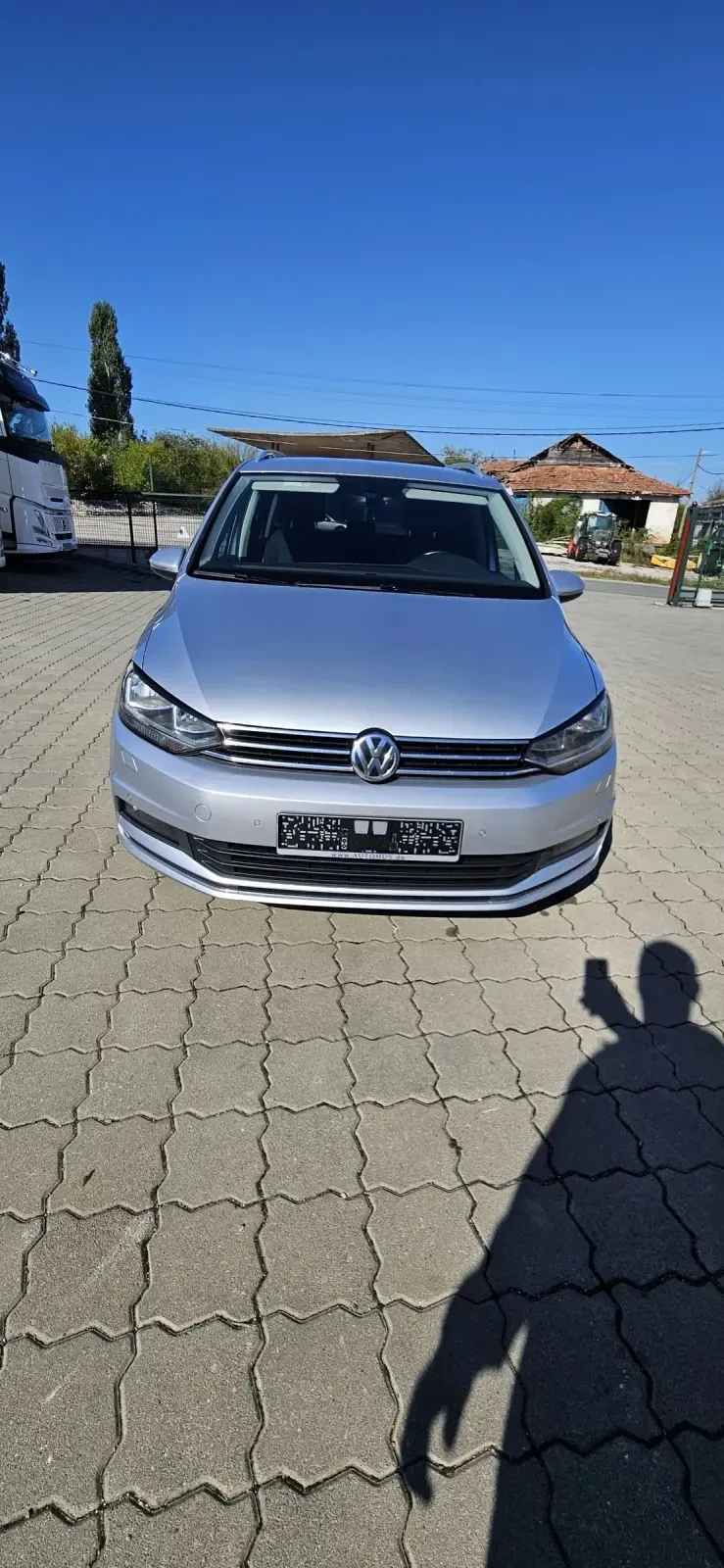 VW Touran, снимка 2 - Автомобили и джипове - 47331805