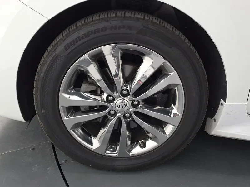 Kia Carnival 2.2D 9-Seater Noblesse, снимка 5 - Автомобили и джипове - 56701216