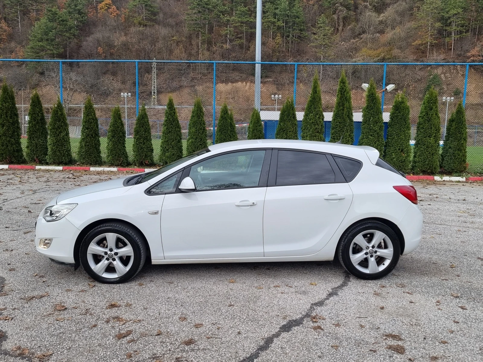 Opel Astra 1.4i Klimatik/Euro5 - изображение 3