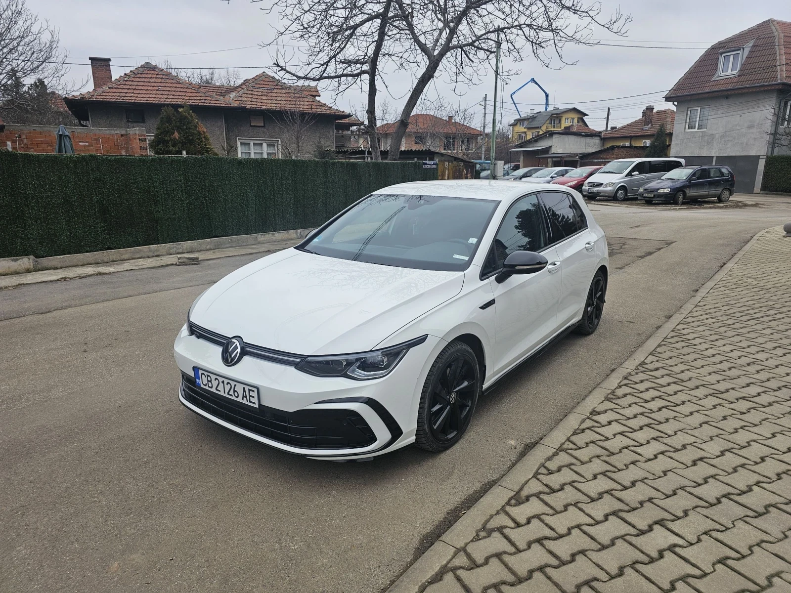 VW Golf 8. 2, 0, R line DSG, NAVI, DISTRONIC, KAMERA - изображение 2
