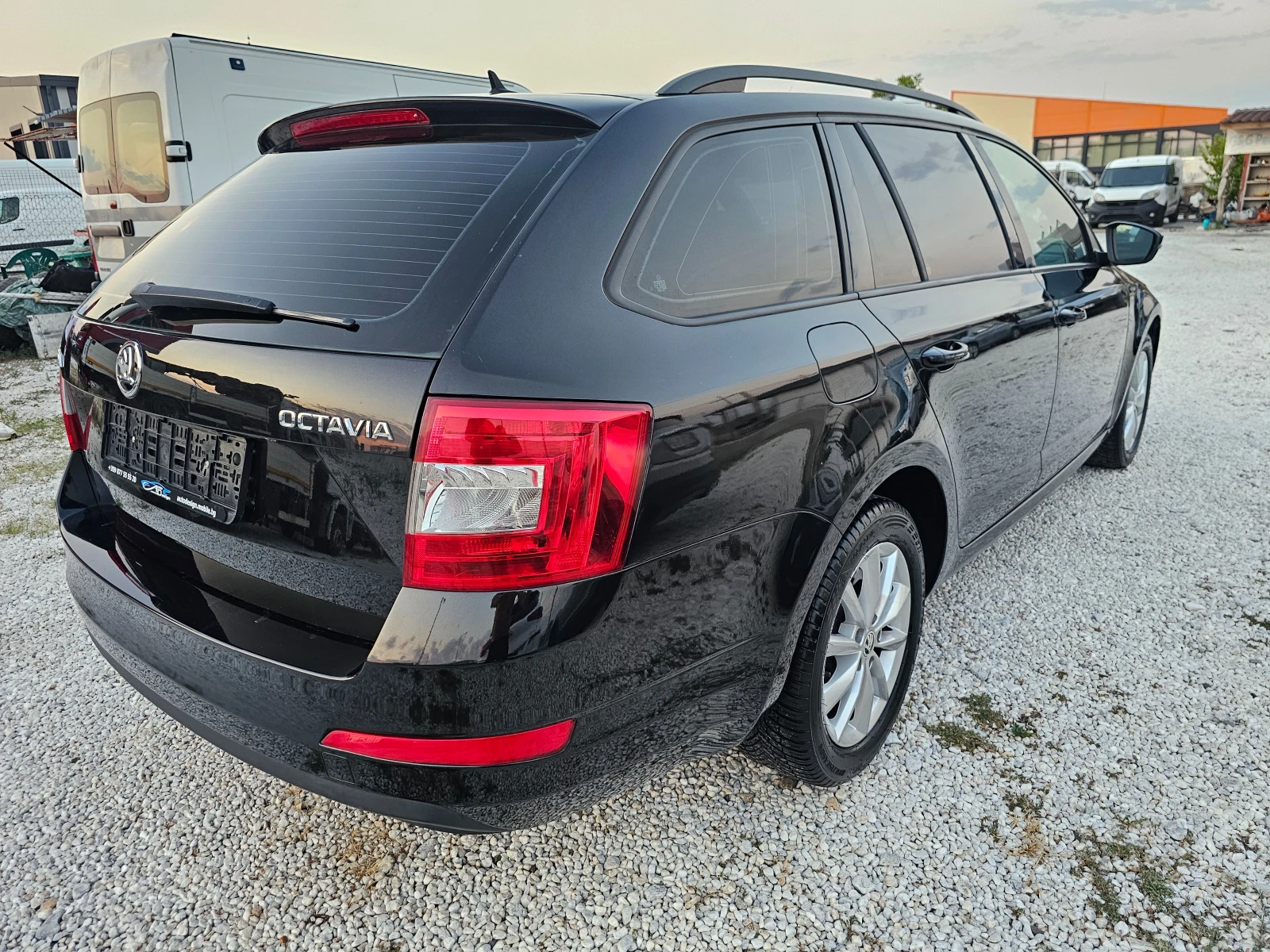 Skoda Octavia 1.6TDI/DSG/EURO6B/NAVI/KATO HOBA - изображение 4