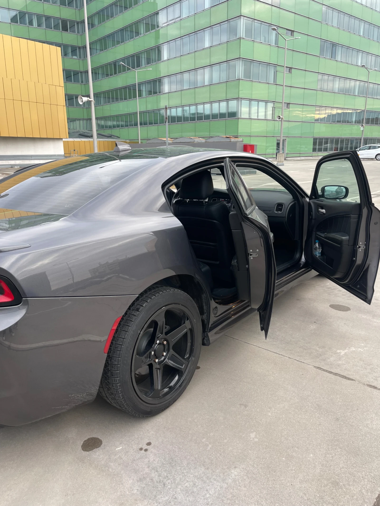 Dodge Charger R/T - изображение 8