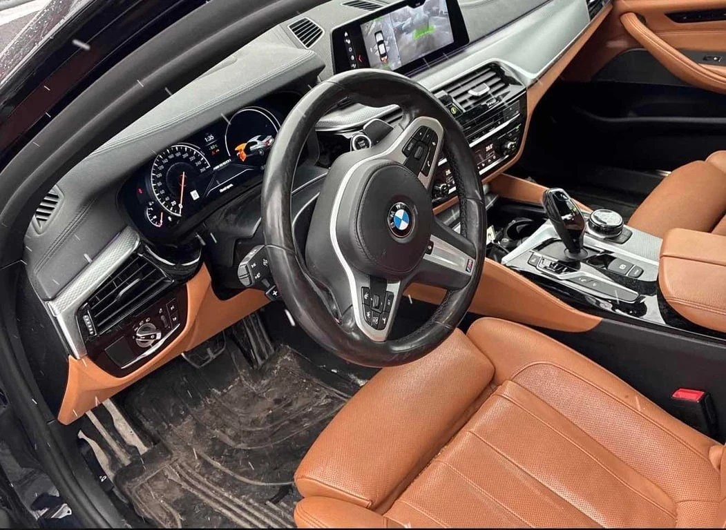 BMW 550 * M550i xDrive * CARFAX * ГЕНЕРАЦИЯ * 360 - изображение 5