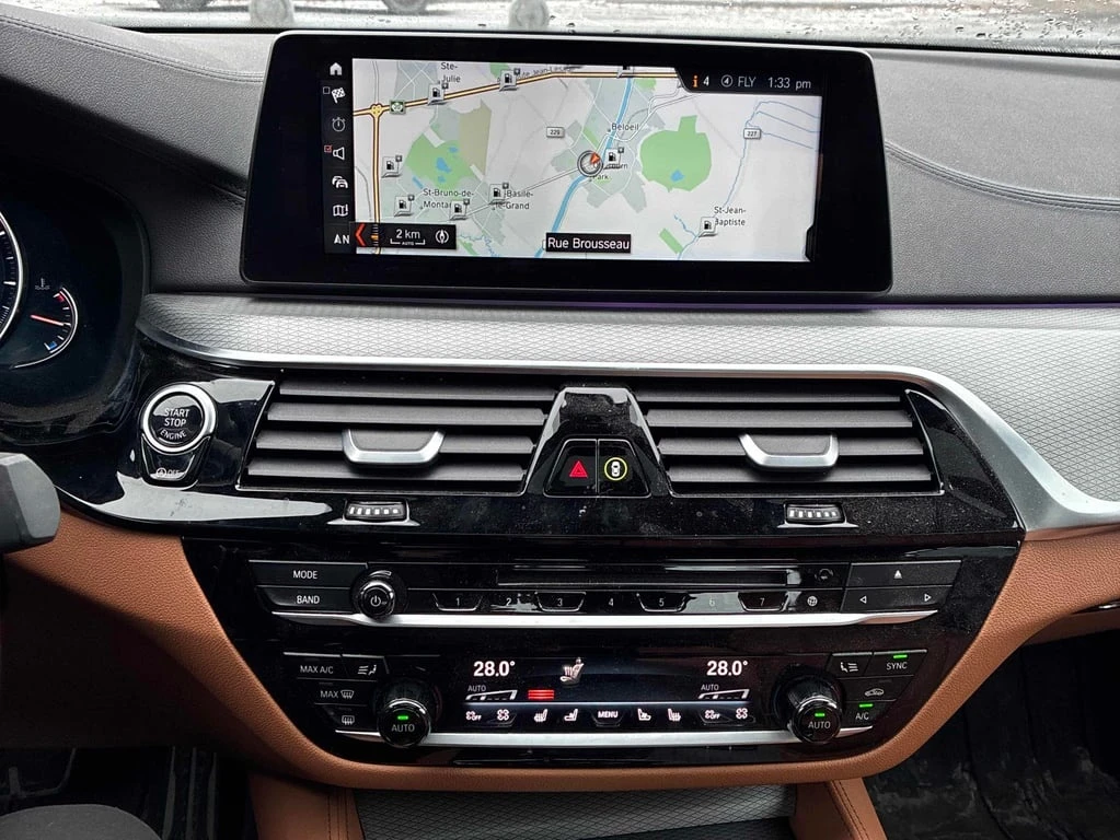 BMW 550 * M550i xDrive * CARFAX * ГЕНЕРАЦИЯ * 360 - изображение 9