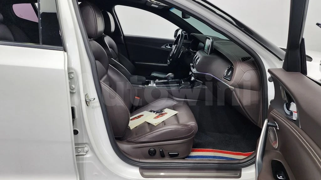 Kia Stinger V6 3.3T GT | Mobile.bg � ����������� 8