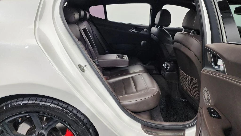 Kia Stinger V6 3.3T GT, снимка 5 - Автомобили и джипове - 53814430