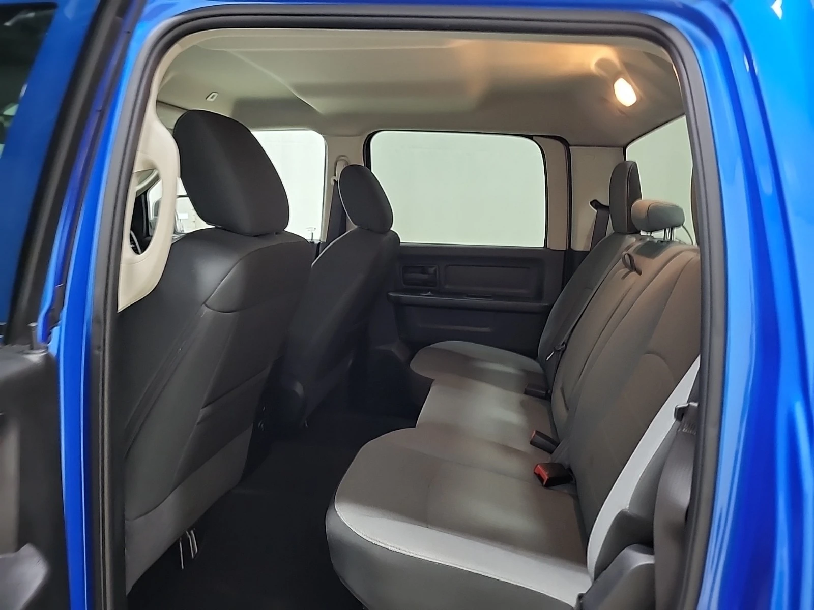 Dodge Avenger 3.6L 6cyl 4WD, снимка 11 - Автомобили и джипове - 53710368