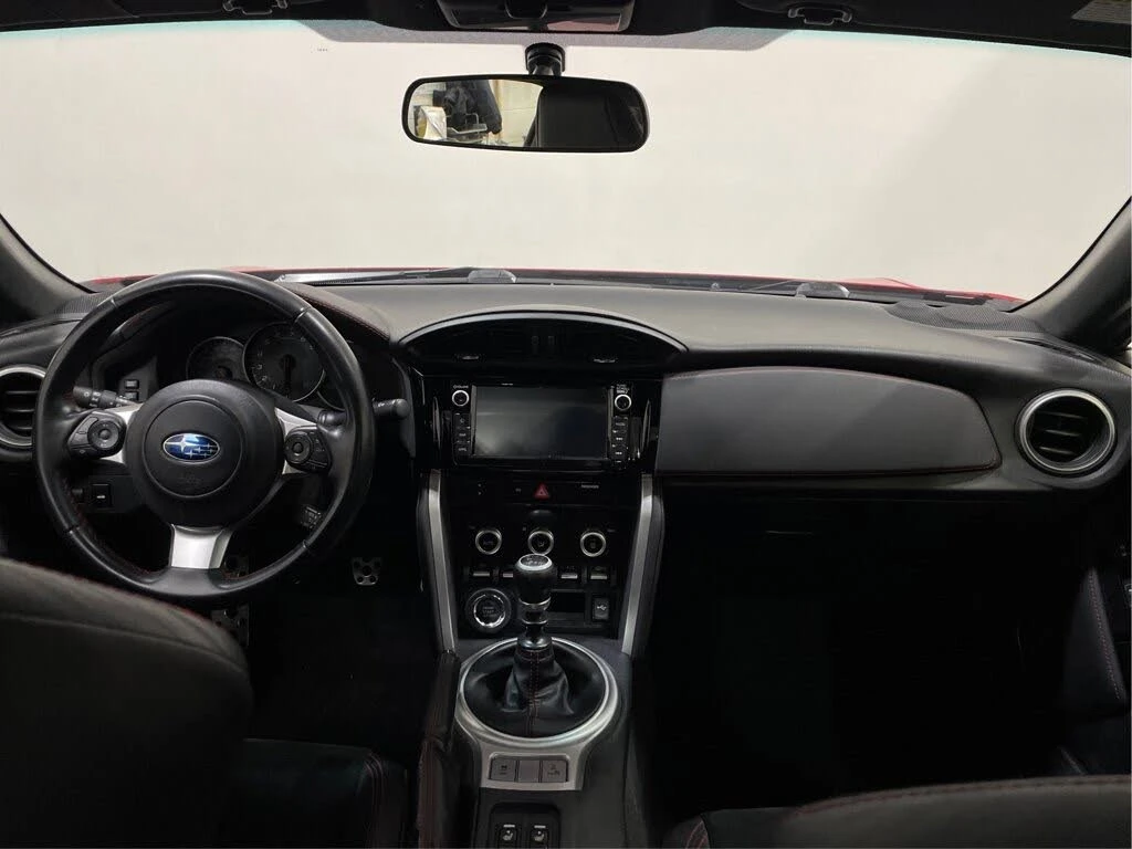 Subaru BRZ * АвтоКредит * (ЦЕНА ДО БГ), снимка 10 - Автомобили и джипове - 53977284