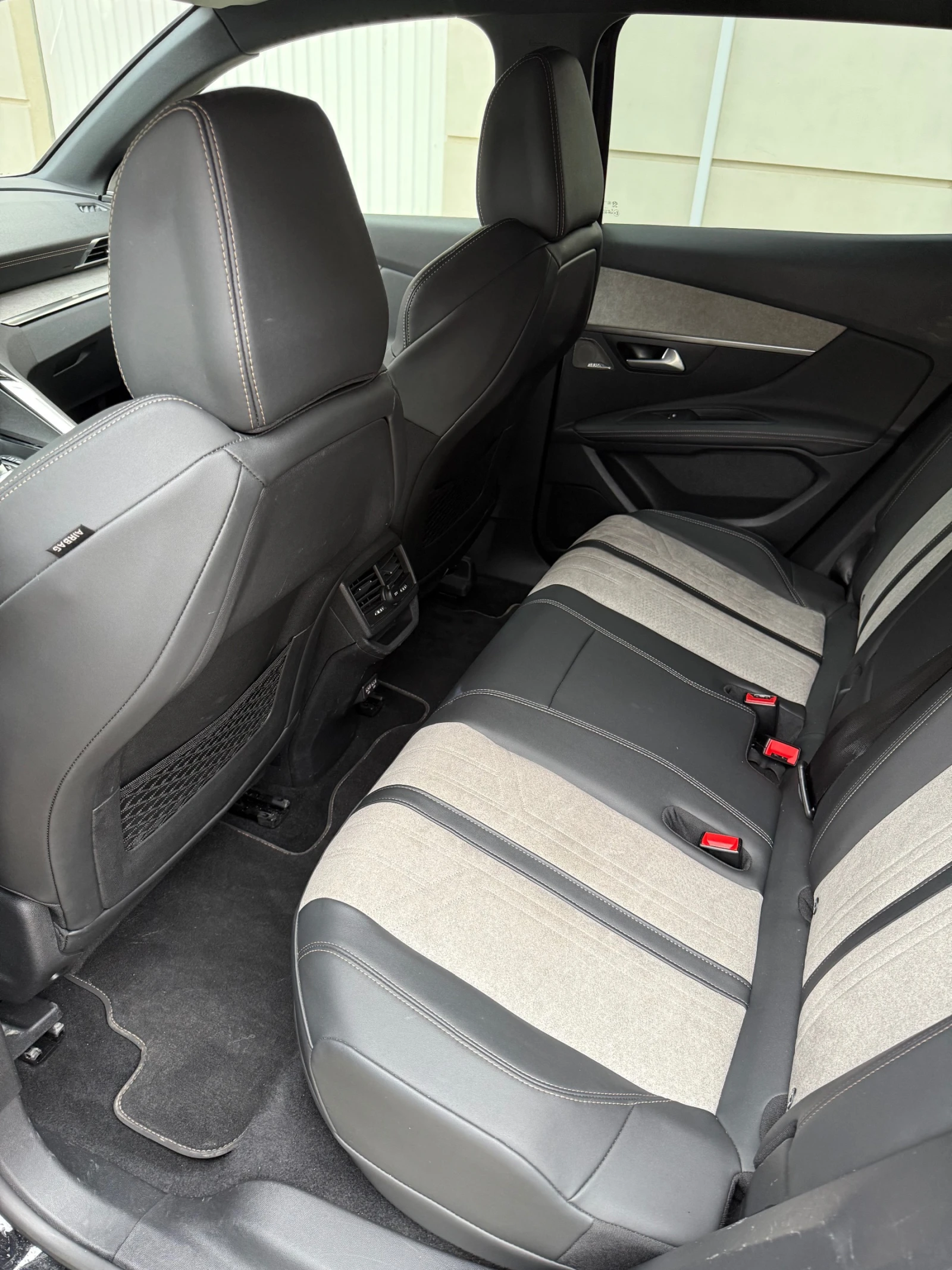 Peugeot 3008 GT Hybrid4 300 e-EAT8 / Hybrid4 300, снимка 15 - Автомобили и джипове - 54391591