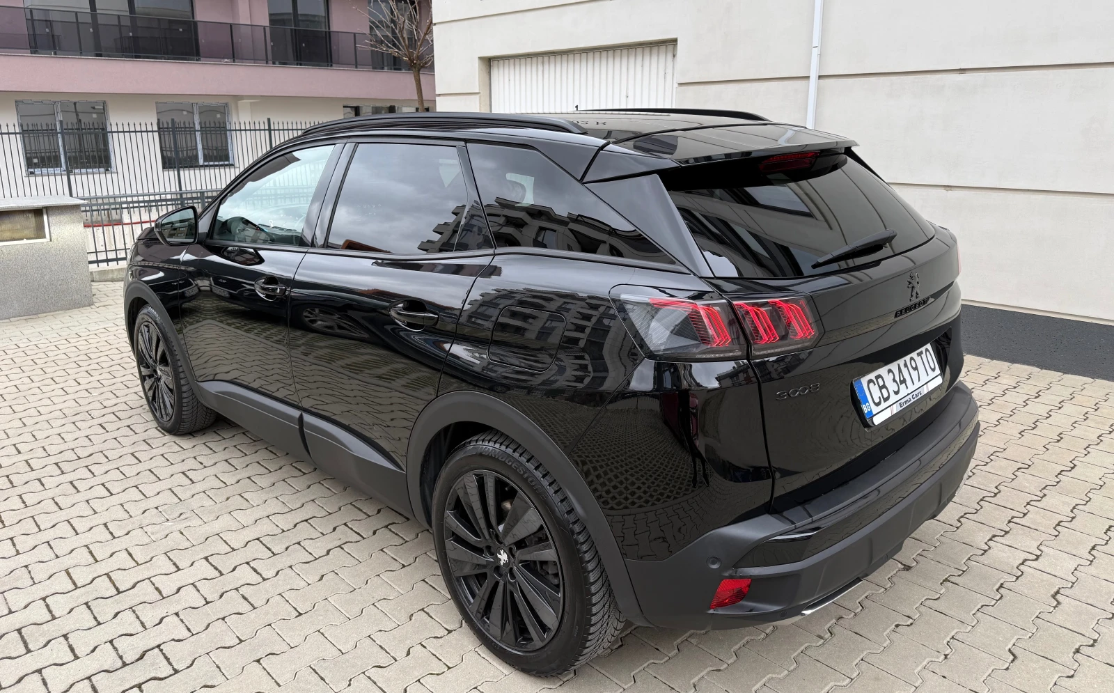 Peugeot 3008 GT Hybrid4 300 e-EAT8 / Hybrid4 300, снимка 5 - Автомобили и джипове - 54391591