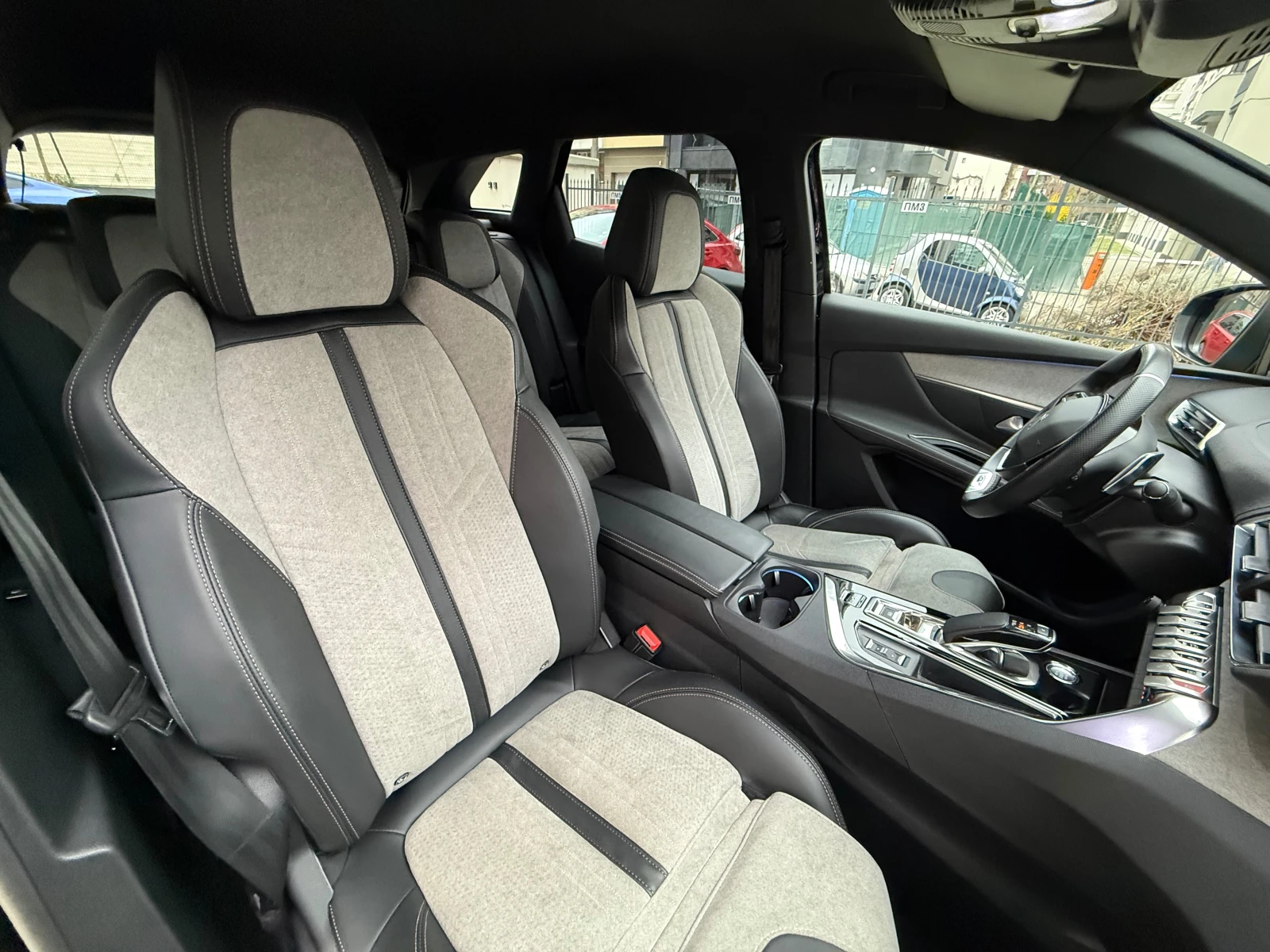 Peugeot 3008 GT Hybrid4 300 e-EAT8 / Hybrid4 300, снимка 8 - Автомобили и джипове - 54391591