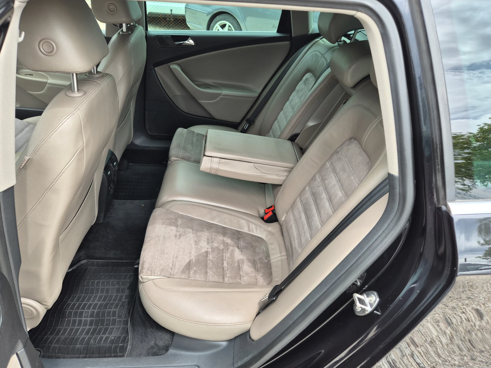 VW Passat * КОЖА* DSG* XENON* FULL* , снимка 14 - Автомобили и джипове - 54530118