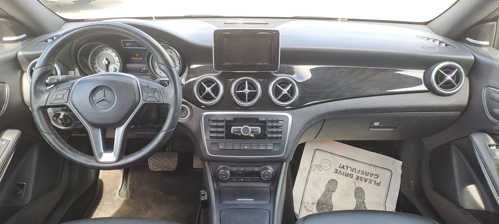 Mercedes-Benz CLA 250, снимка 6 - Автомобили и джипове - 54709356