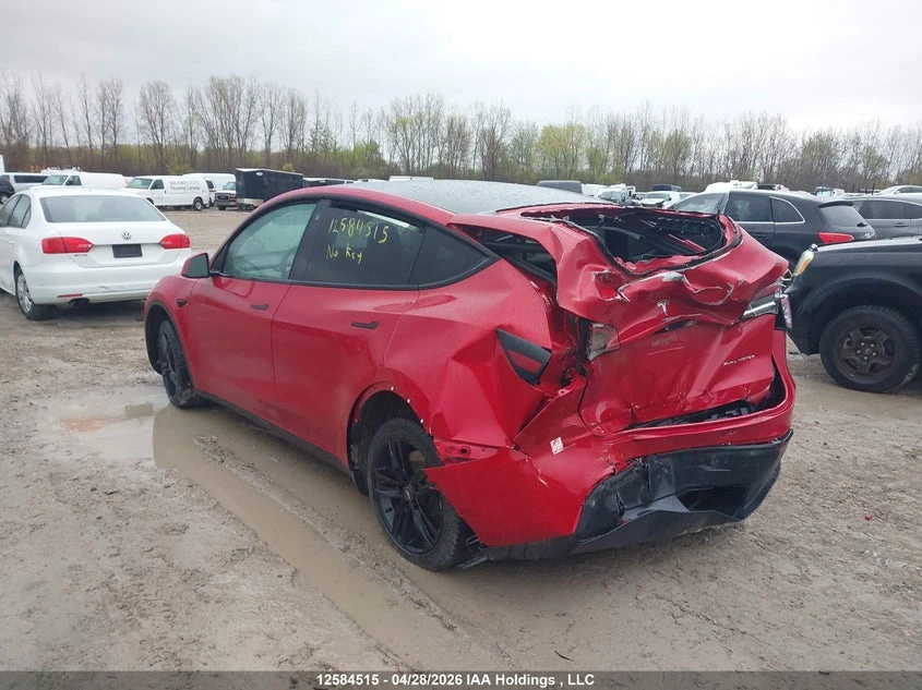 Tesla Model Y Лонг Рейндж 4x4 термопомпа, снимка 3 - Автомобили и джипове - 54721731