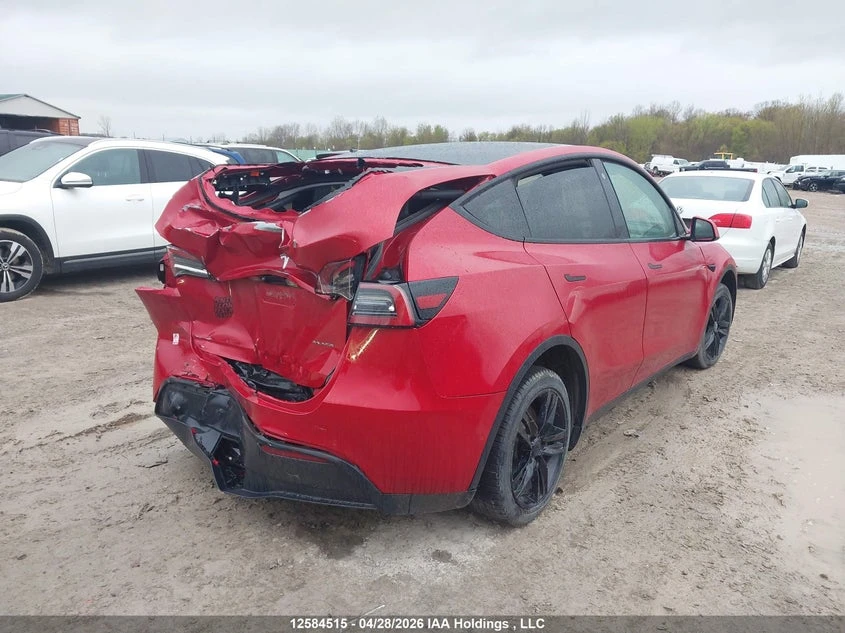 Tesla Model Y Лонг Рейндж 4x4 термопомпа, снимка 4 - Автомобили и джипове - 54721731