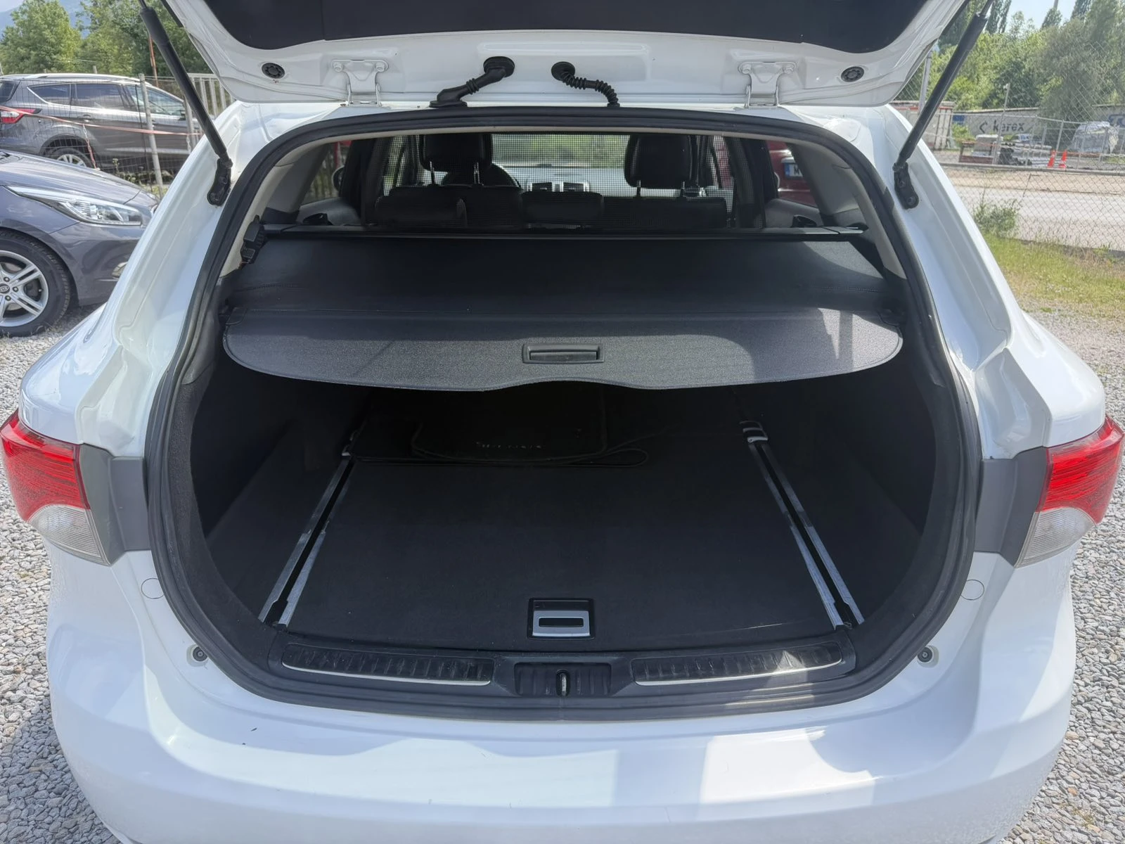 Toyota Avensis 2.2D/���������/LED ������ | Mobile.bg � ����������� 16